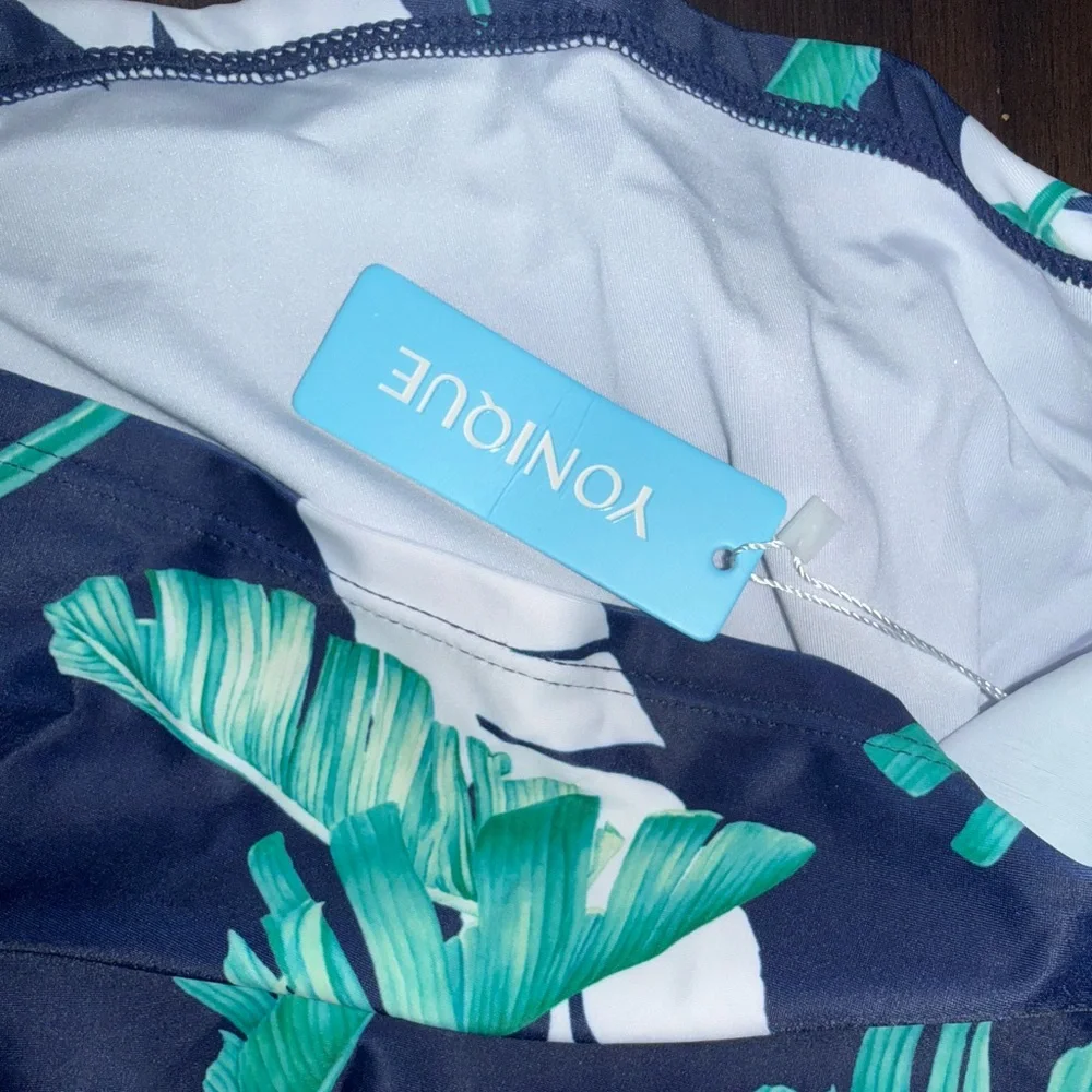 Yonique Navy Blue Swimwear Top with Leaf Pattern & Navy Blue Bottoms - Size 2XL - Picture 7 of 8